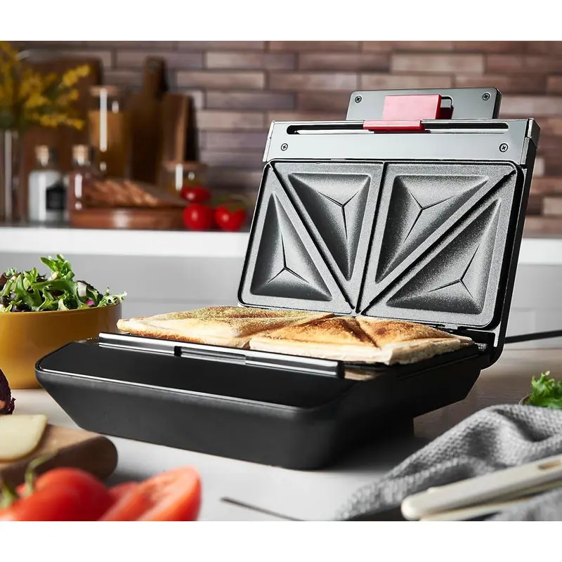 Appareil à croque RUSSEL HOBBS 750W NOIR