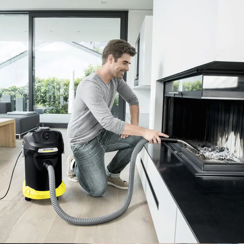 Aspirateur cendres et poussières KARCHER AD 4 Premium / Noir
