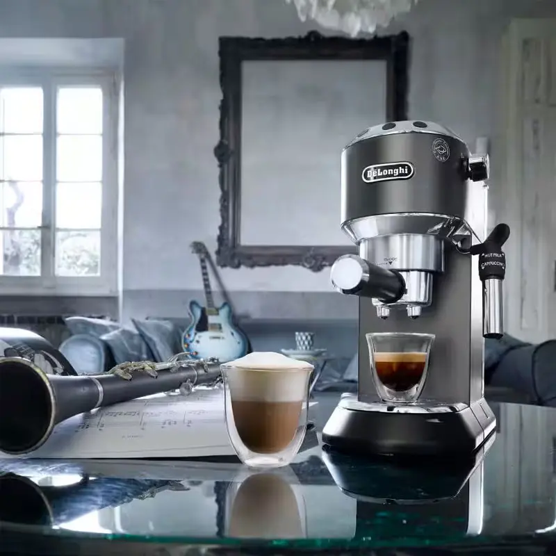 Machine à café 1300W DELONGHI BLACK