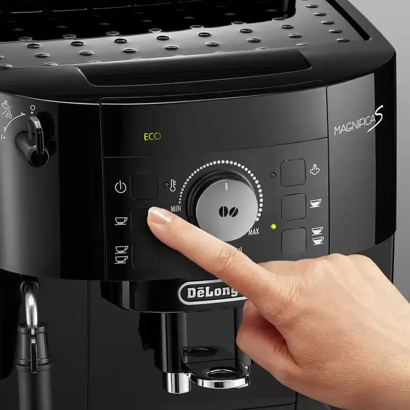 Machine Expresso MAGNIFICA DELONGHI Automatique Noir