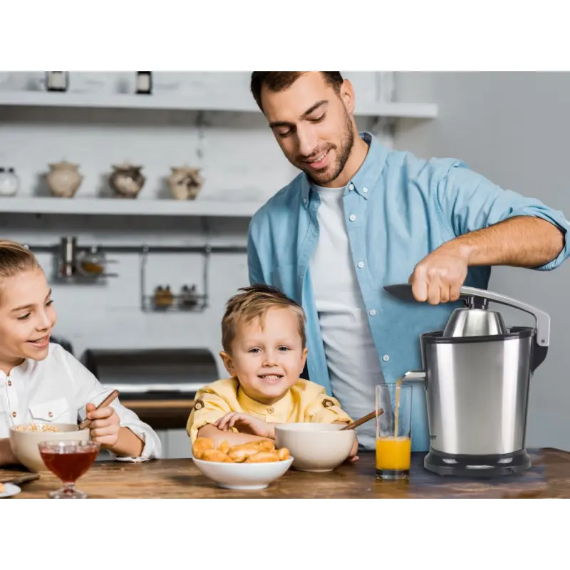 Presse agrumes électrique avec levier Beper P102EST010