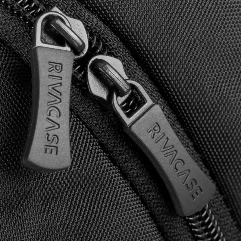 Sac à Dos pour pc portable 17.3&Prime; RivaCase 7569 / Noir