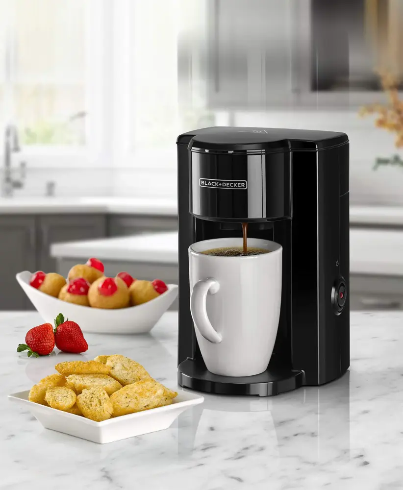 Cafetière Black & Decker 330 W à une tasse avec mug – DCM25-B5